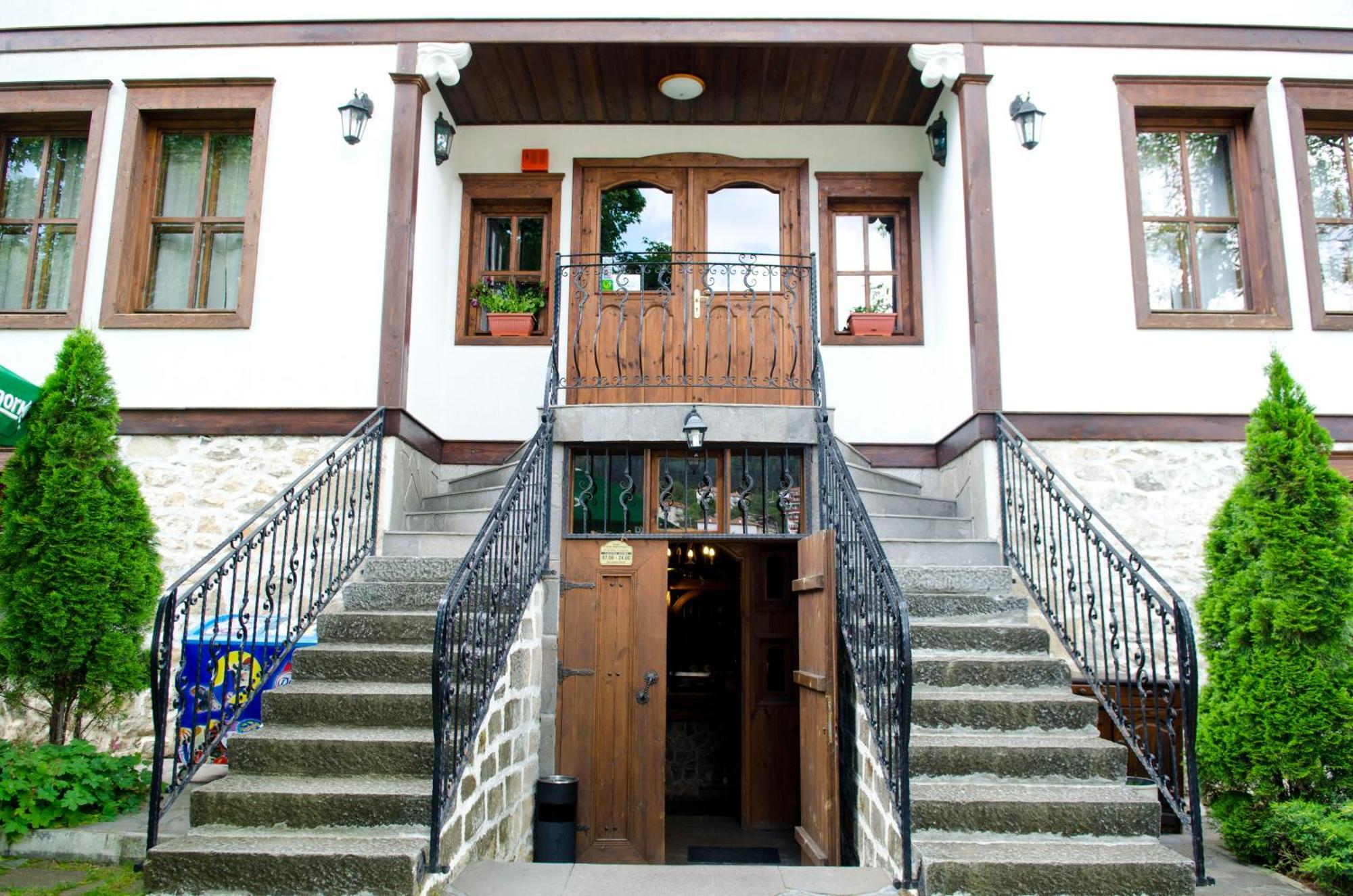 Отель Petko Takov'S House Смолян Экстерьер фото