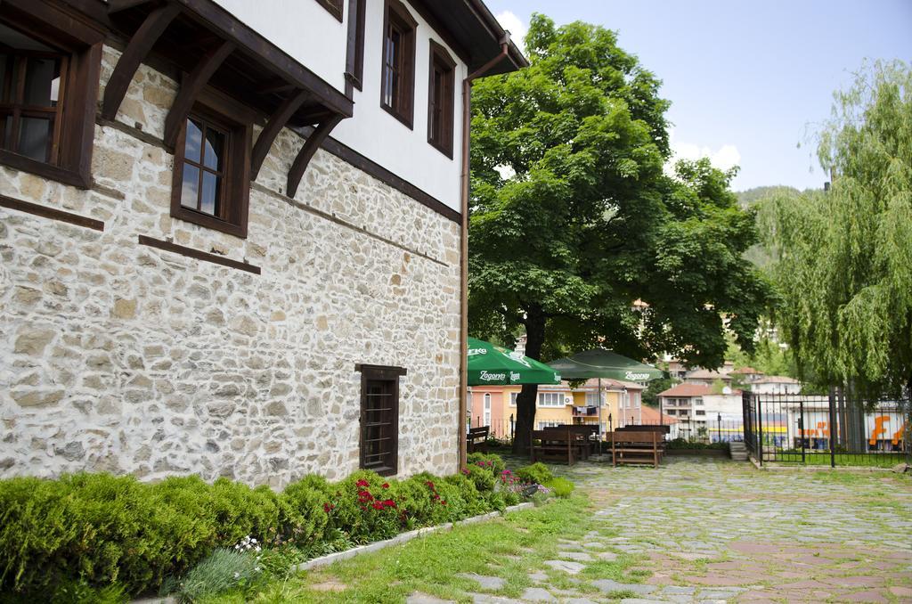 Отель Petko Takov'S House Смолян Экстерьер фото